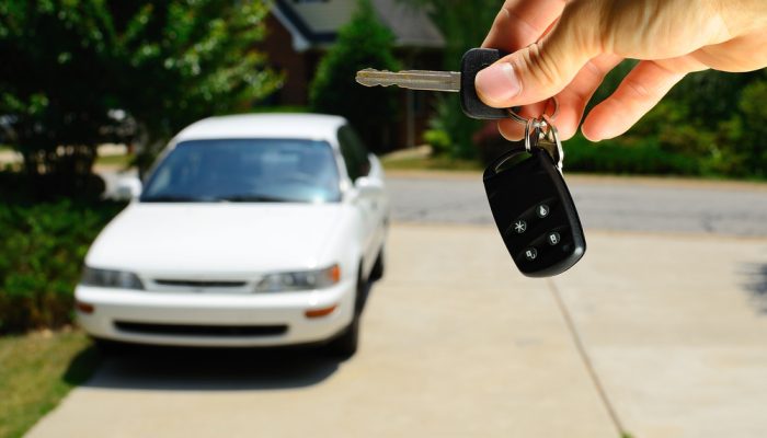 Handing over the keys to a used car